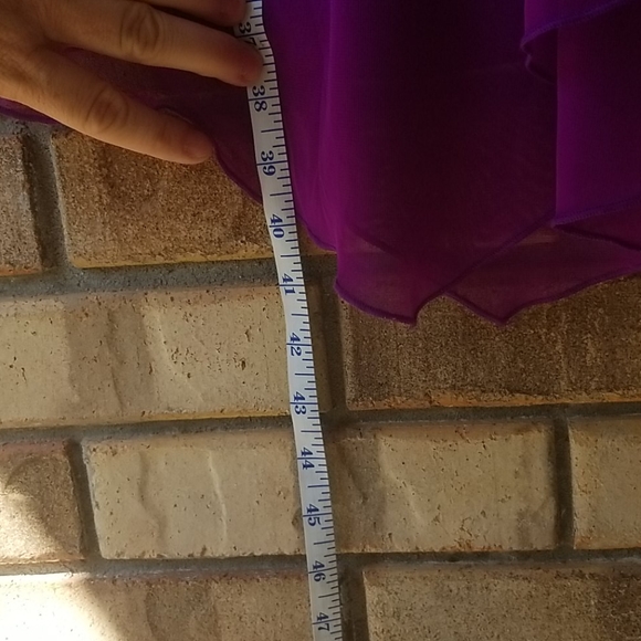 Surplice neckline sleeveless dress - Picture 5 of 5